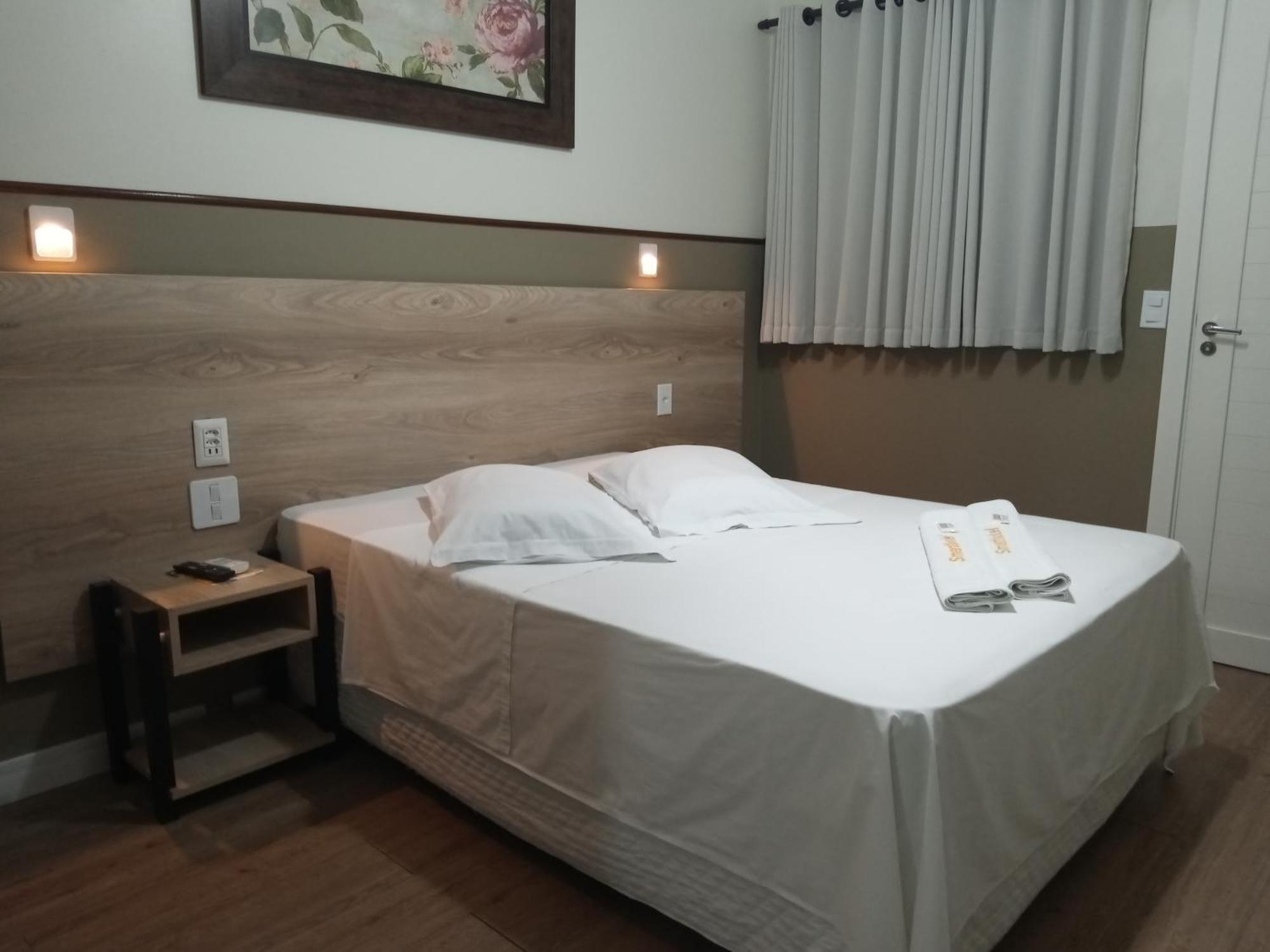 Smart Hotel 헤지스트루 객실 사진