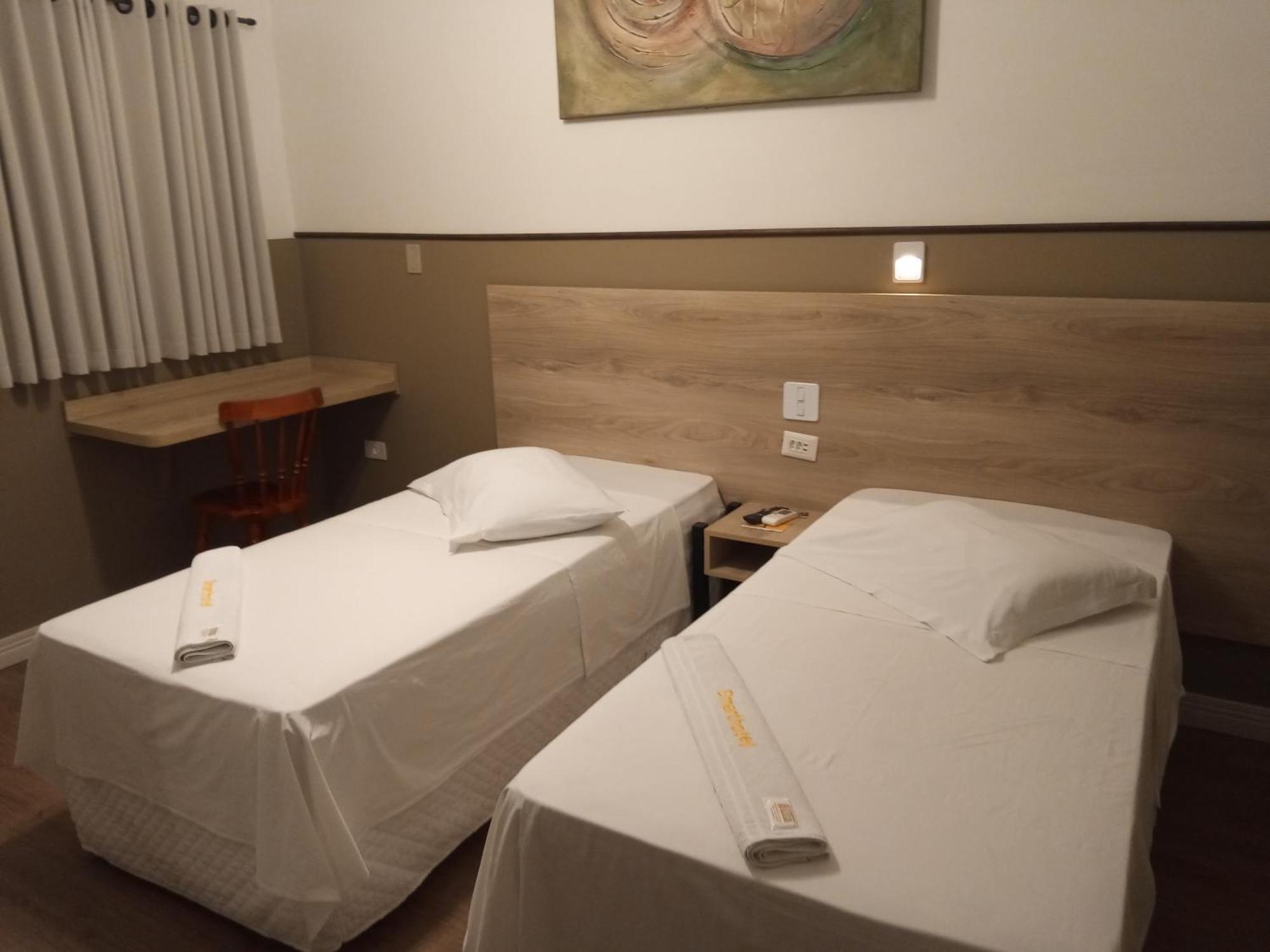 Smart Hotel 헤지스트루 객실 사진